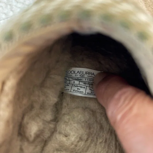 UGG Women’s Koolaburra Clogs - Picture 4 of 5